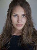 Lola Kirke