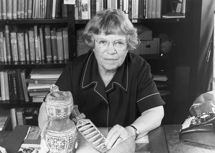 Lola Van Wagenen