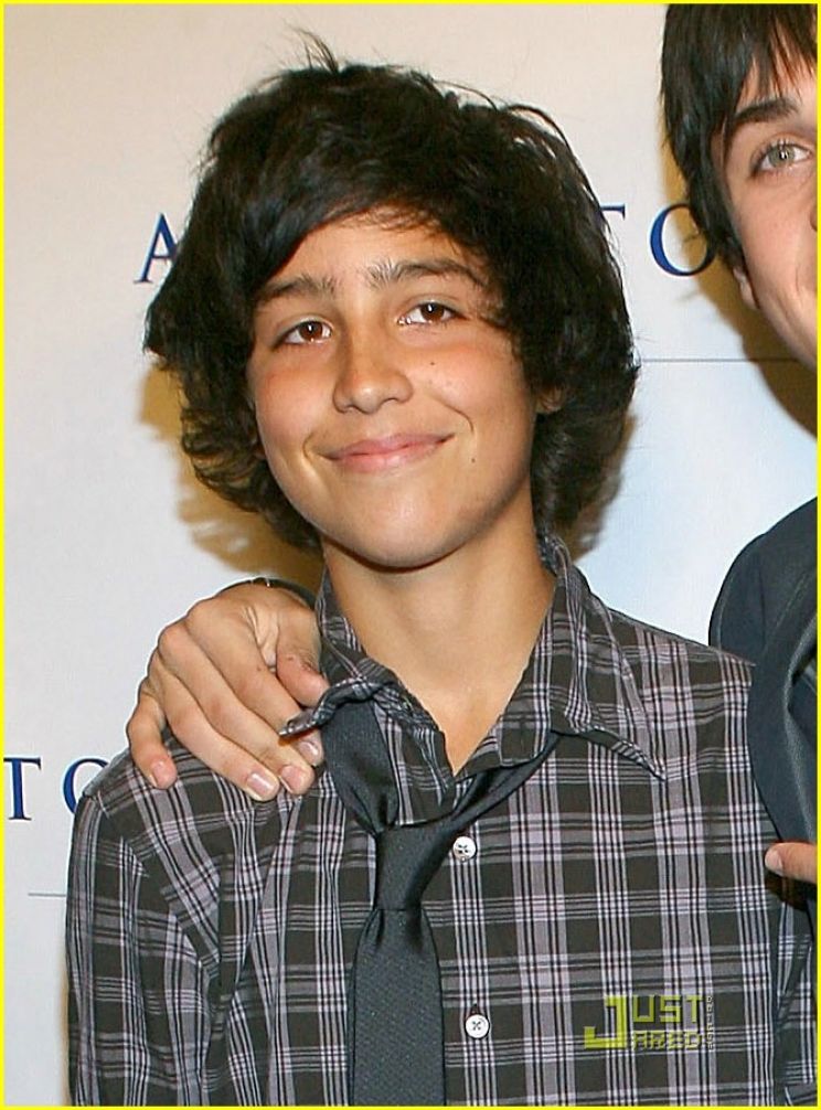 Lorenzo James Henrie