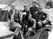 Loretta Swit photo