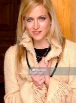 Lori Heuring photo
