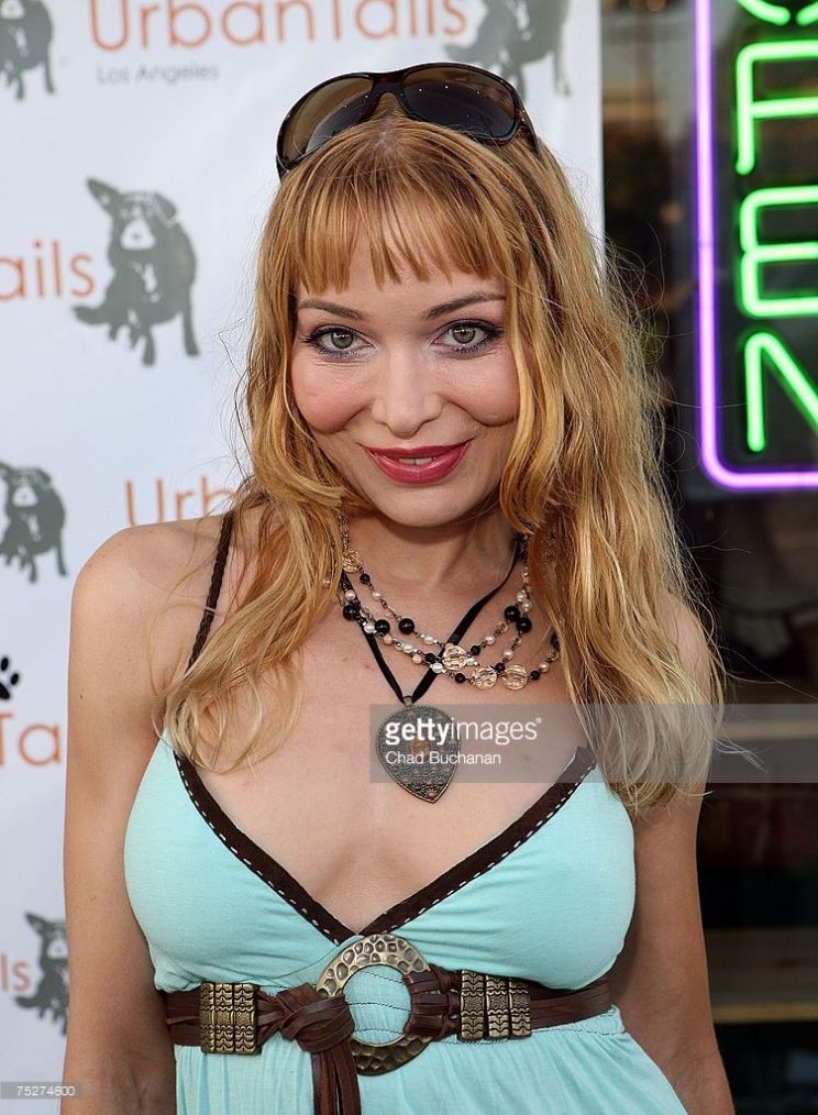 Lorielle New