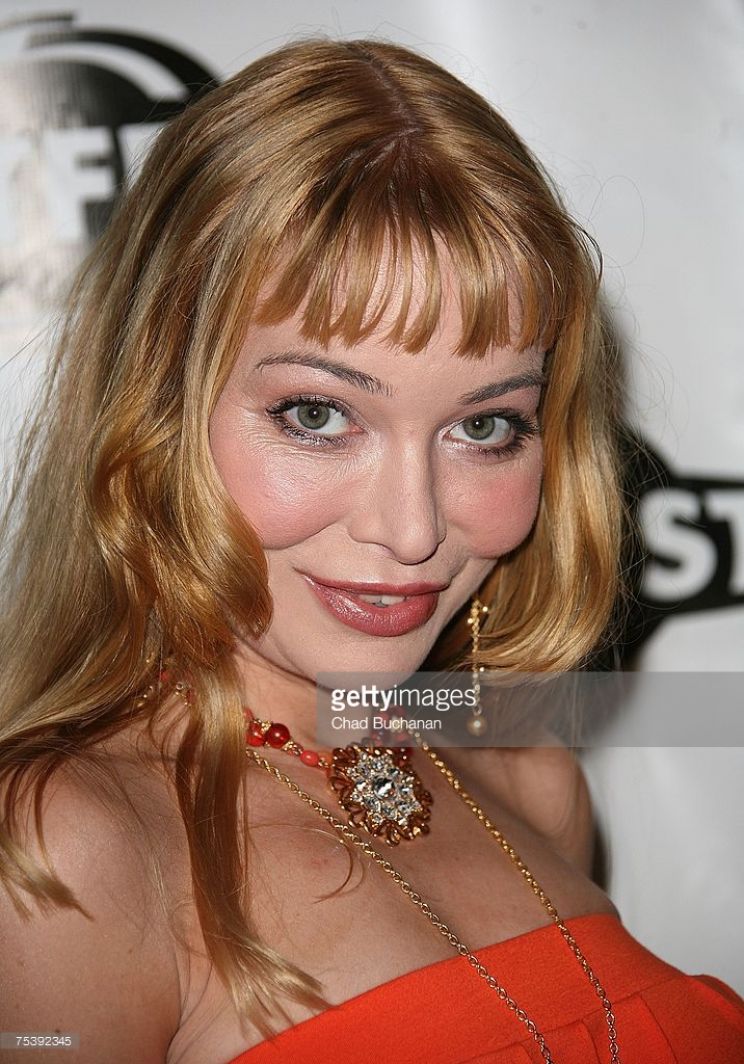 Lorielle New