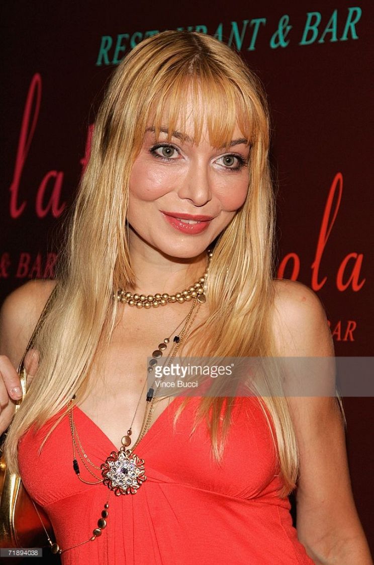 Lorielle New