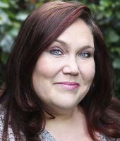 Lorraine Bruce