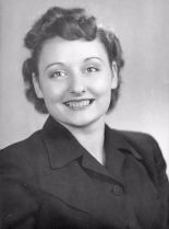 Lorraine Hilton