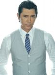 Lou Diamond Phillips