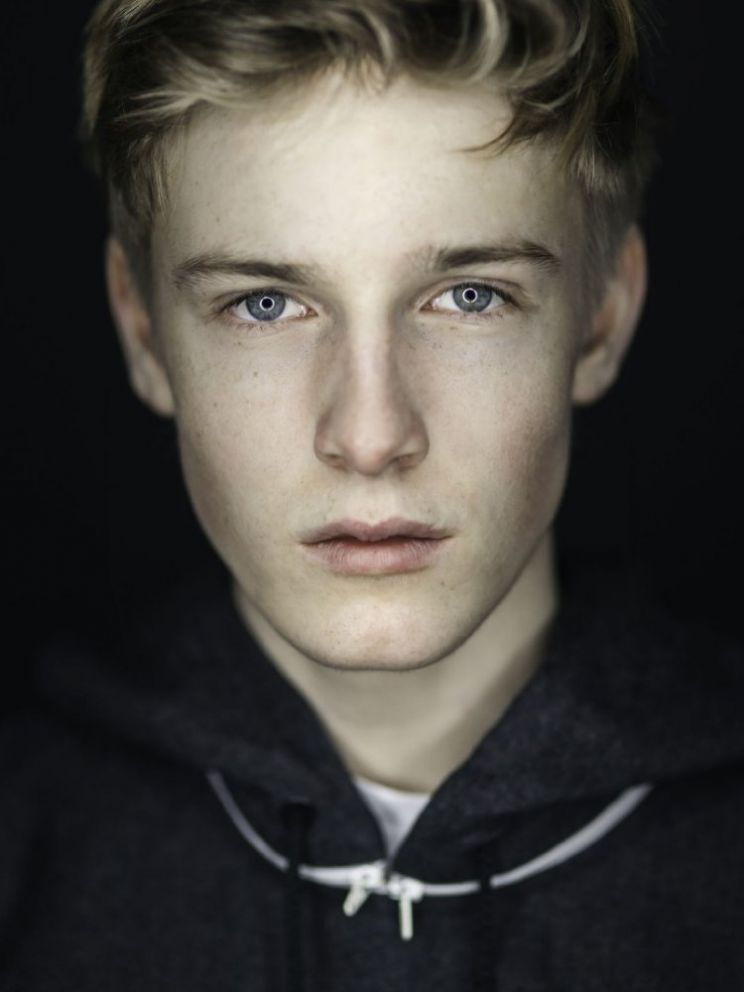 Louis Hofmann