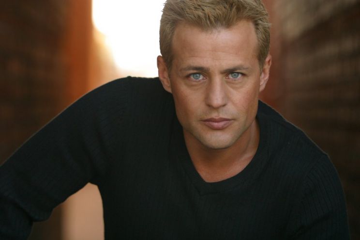 Louis Mandylor