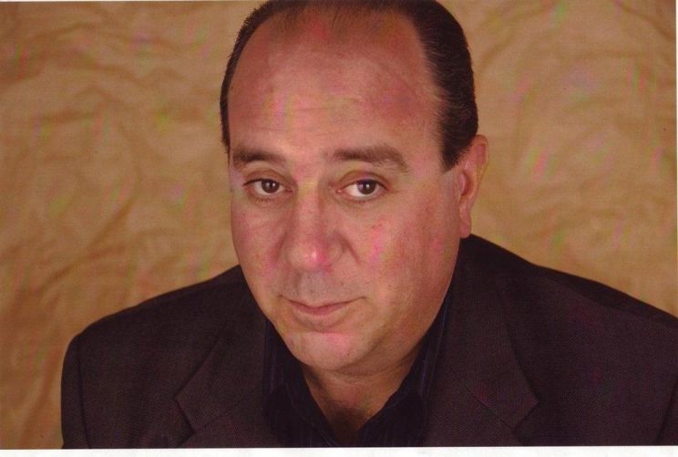 Louis Mustillo