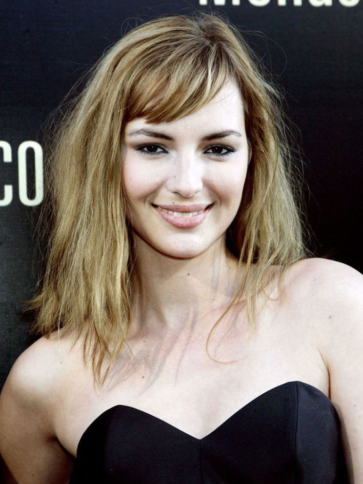 Louise Bourgoin