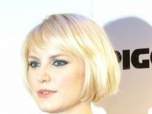 Louise Dylan #1127668 picture (Landscape Medium)