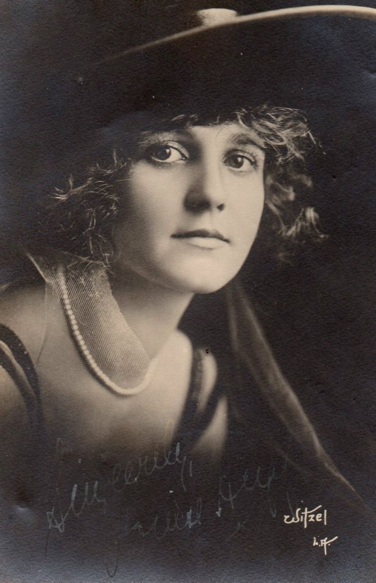 Louise Fazenda