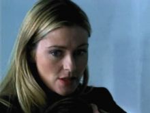 Louise Lombard photo