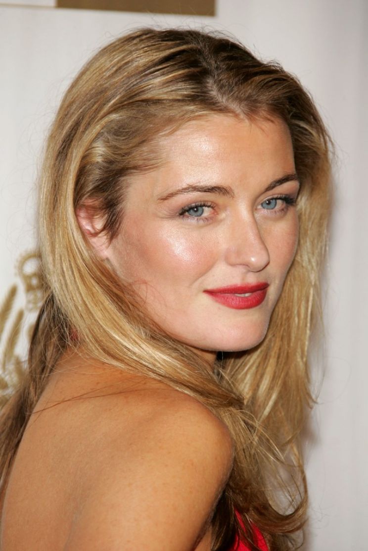 Louise Lombard