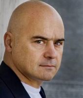 Luca Zingaretti