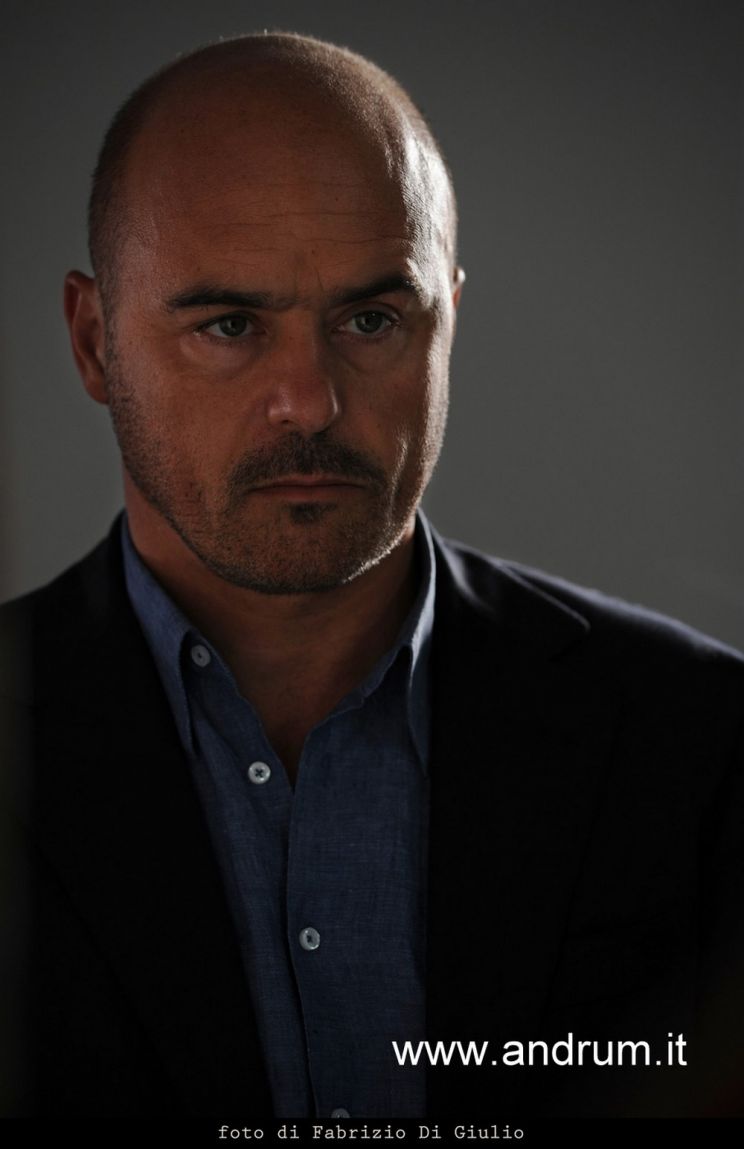 Luca Zingaretti