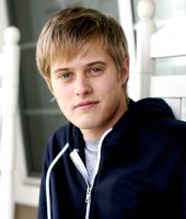 Lucas Grabeel