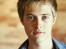 Lucas Grabeel