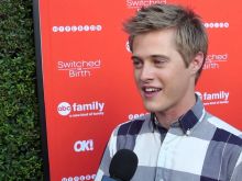 Lucas Grabeel