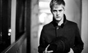 Lucas Grabeel