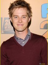 Lucas Grabeel