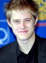 Lucas Grabeel