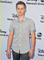 Lucas Grabeel