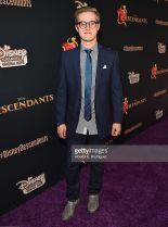 Lucas Grabeel