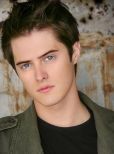 Lucas Grabeel