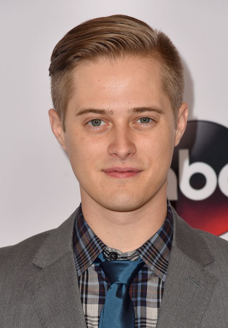 Lucas Grabeel