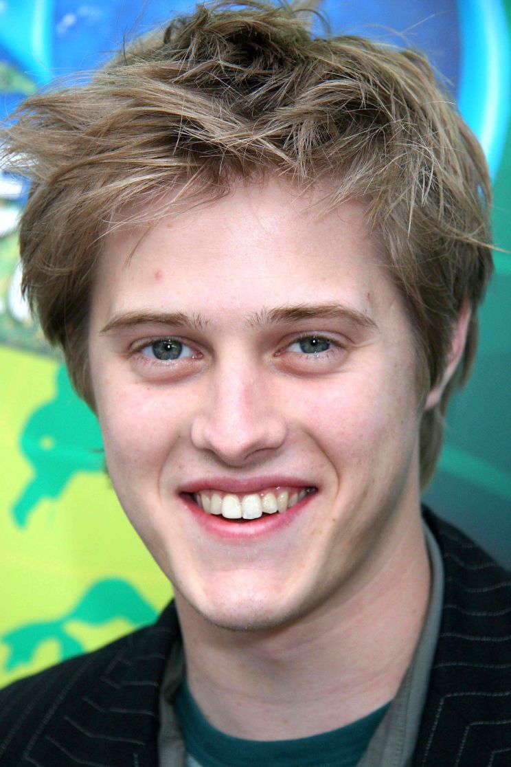 Lucas Grabeel