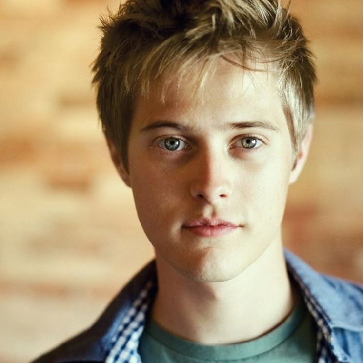 Lucas Grabeel