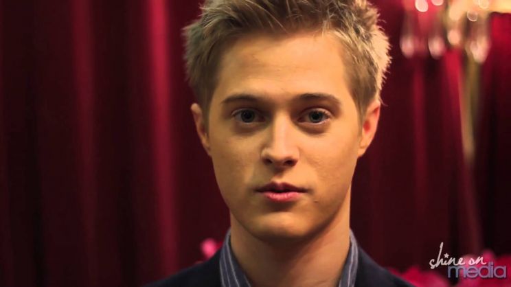 Lucas Grabeel