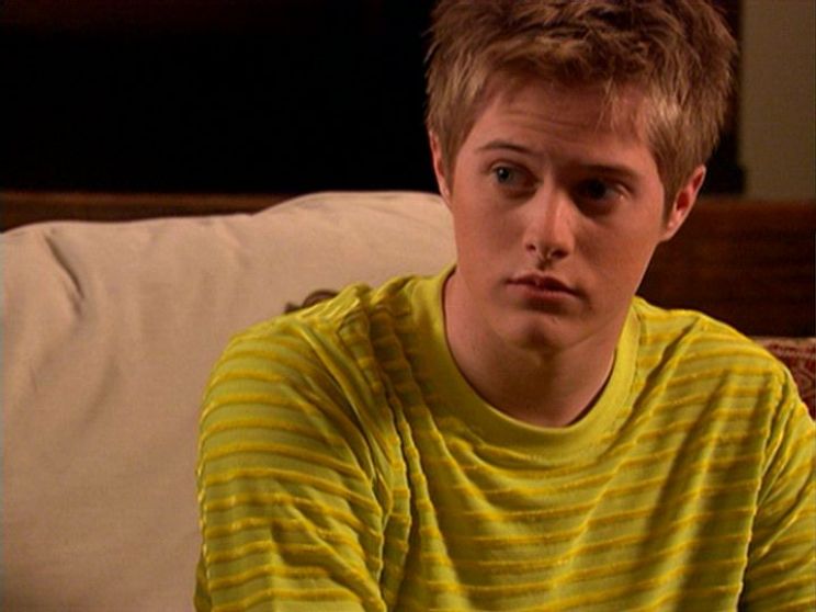 Lucas Grabeel