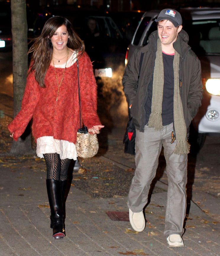 Lucas Grabeel