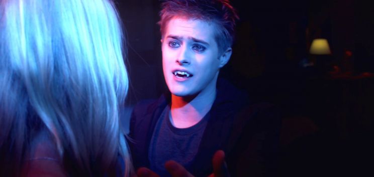 Lucas Grabeel