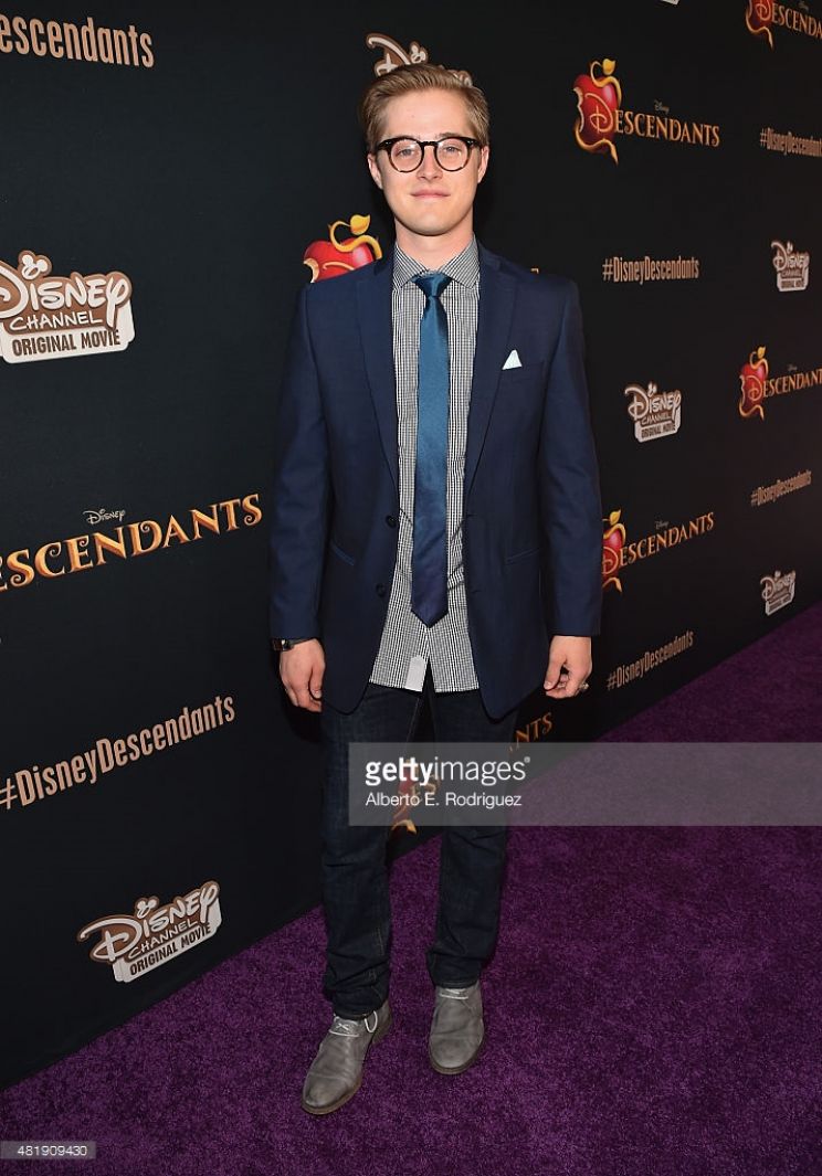 Lucas Grabeel