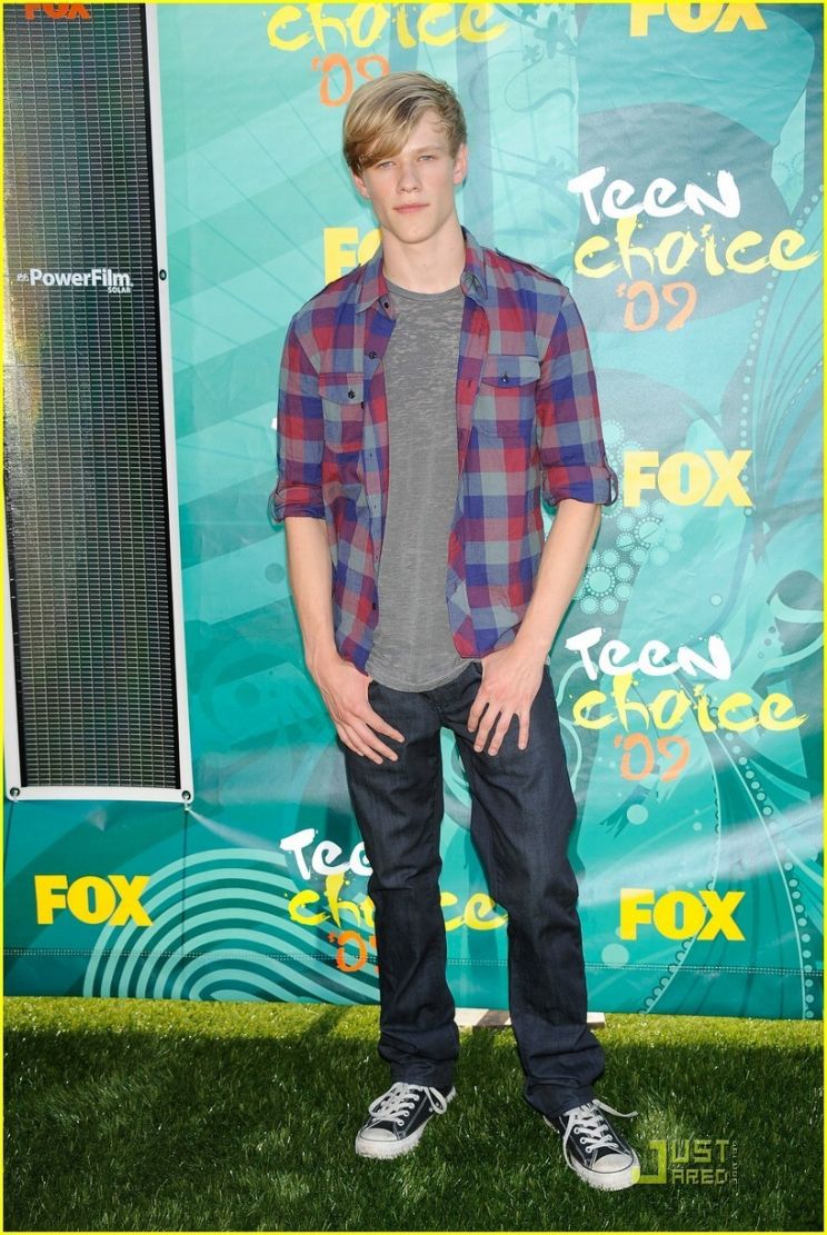 Lucas Till