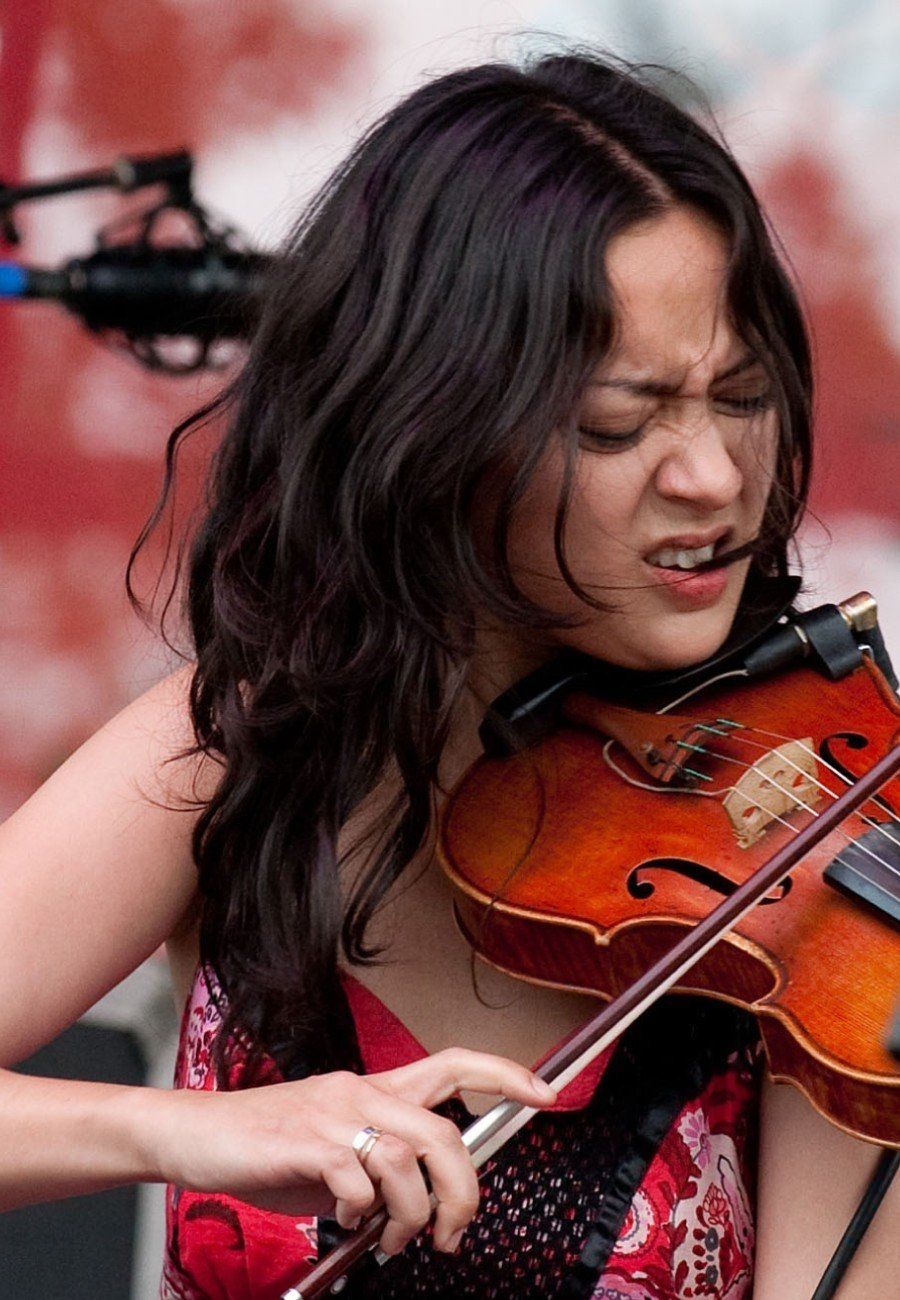 Pictures of Lucia Micarelli
