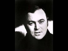 Luciano Pavarotti