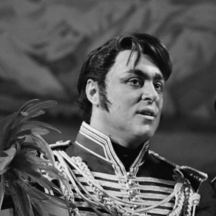 Luciano Pavarotti