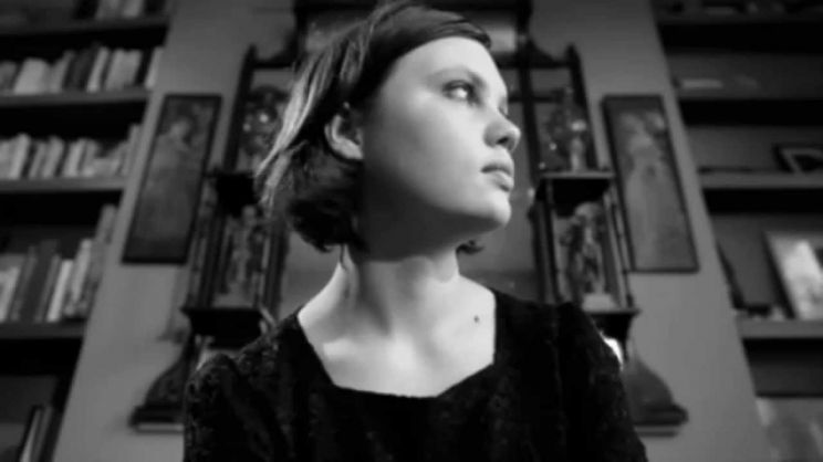 Lucie Barat