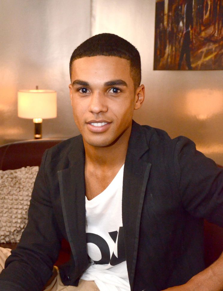 Lucien Laviscount