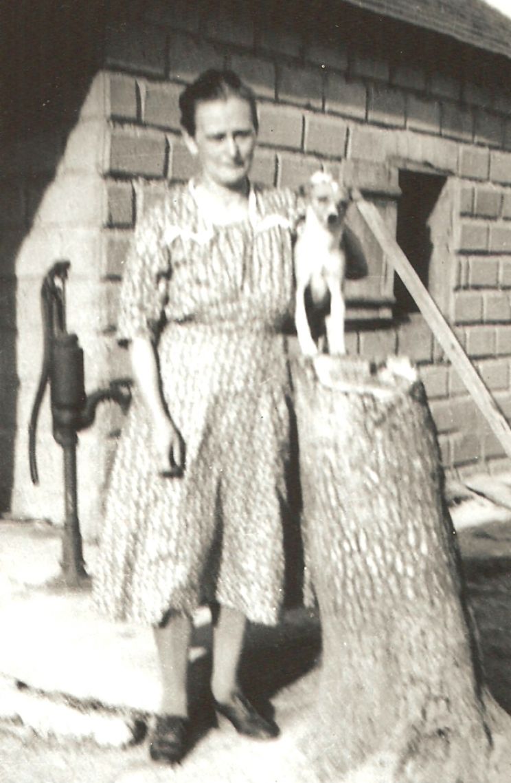 Lucinda Davis