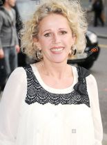 Lucy Benjamin photo