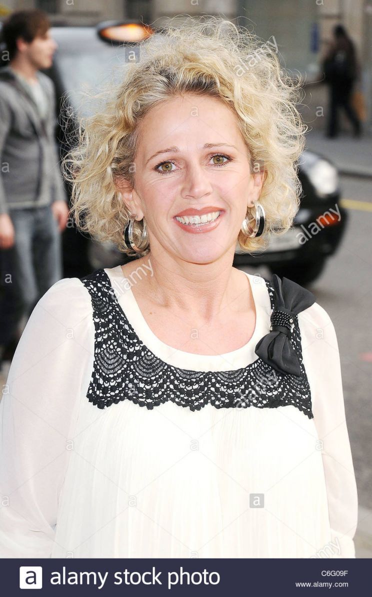Lucy Benjamin
