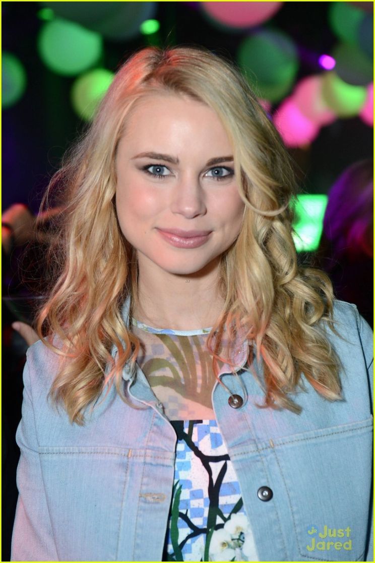 Lucy Fry