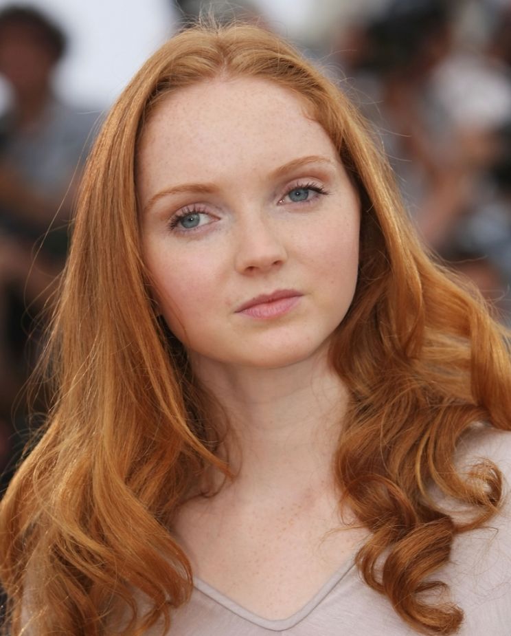 Lucy Hollis