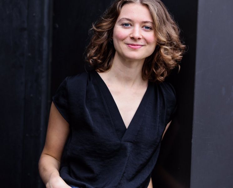Lucy Hollis